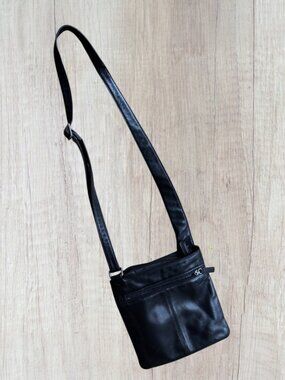 Radley London Black Leather Crossbody Minimalist Scottie Dog Travel Small Bag